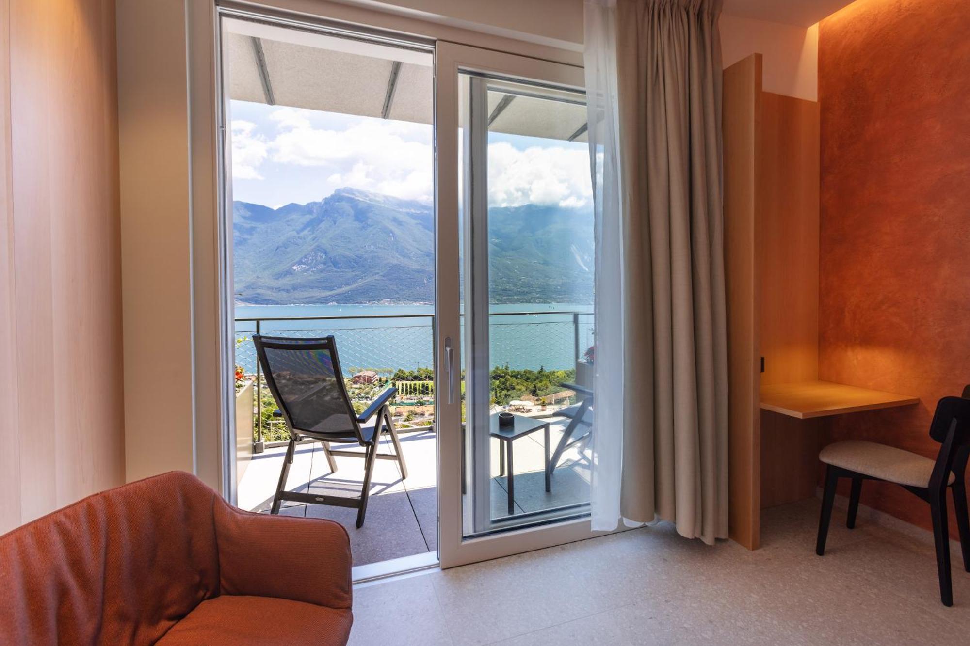 Llac Living Nature Hotel Limone sul Garda Cameră foto