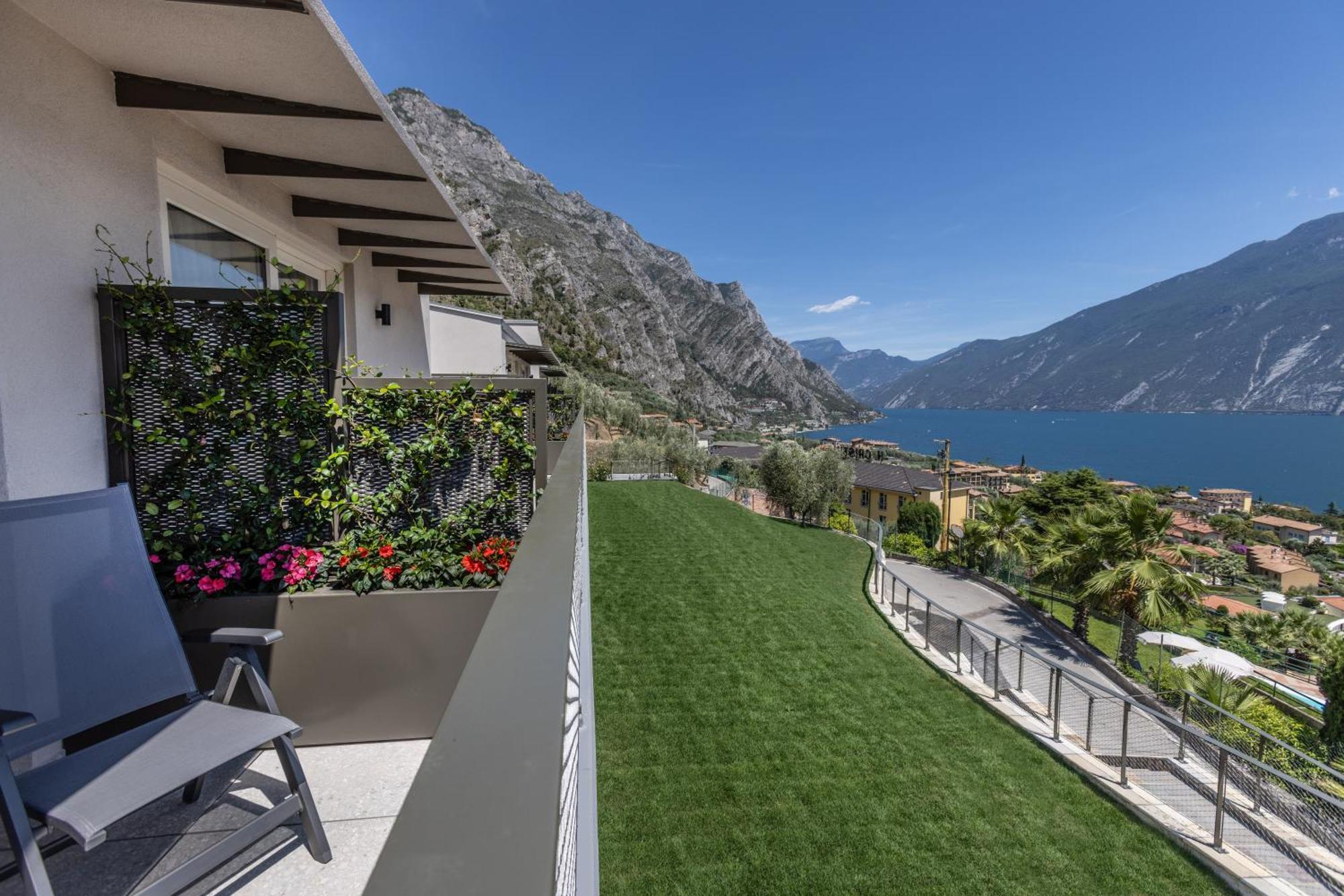 Llac Living Nature Hotel Limone sul Garda Cameră foto